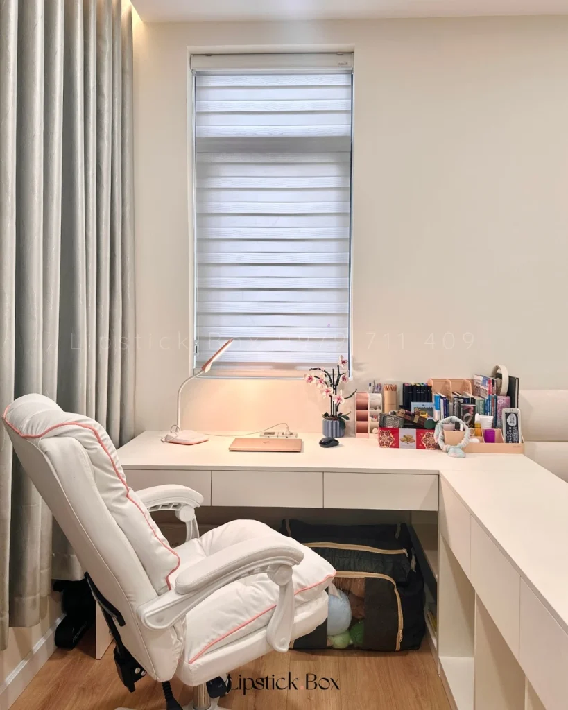 Bàn & Tủ Áo Cho Nàng Khách Tại Đại Phúc Green Villas, Bình Chánh